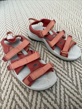 Keen Outdoor Sandals 9.5